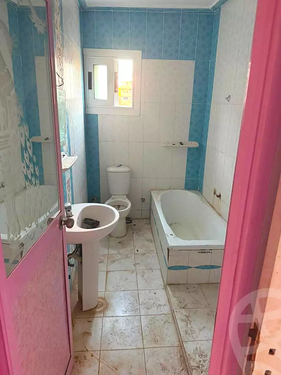 https://aqarmap.com.eg/ar/listing/7282260-for-sale-alexandria-al-agamy-lbytsh-al-samalehy-2-st