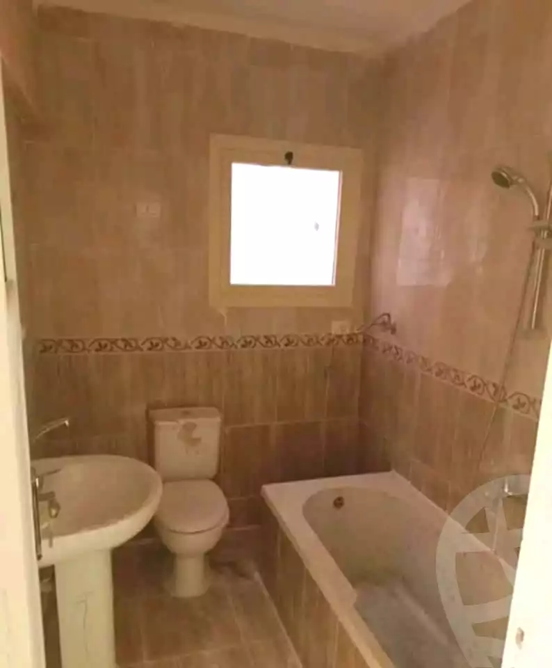 https://aqarmap.com.eg/ar/listing/7282296-for-sale-cairo-new-cairo-compounds-kemet-compound