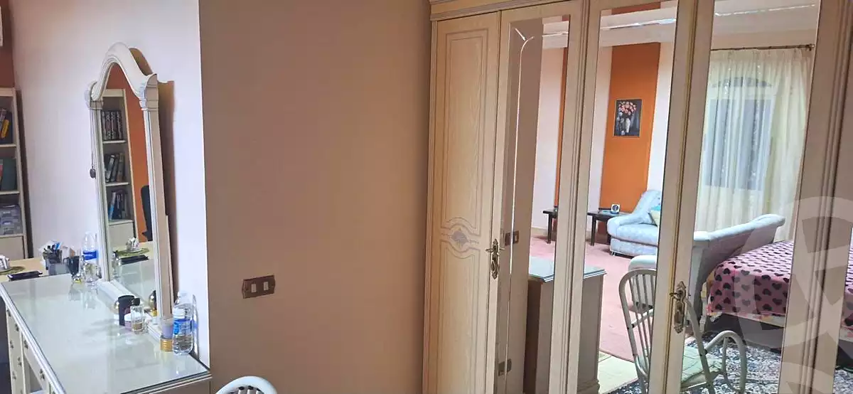 https://aqarmap.com.eg/ar/listing/7282309-for-sale-cairo-new-cairo-compounds-diplomats-compound