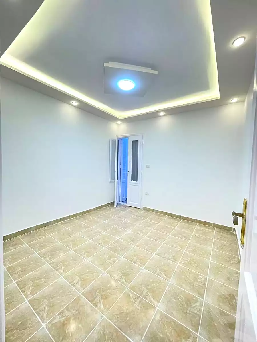 https://aqarmap.com.eg/en/listing/7282350-for-sale-alexandria-al-agamy-shataa-el-nakheel