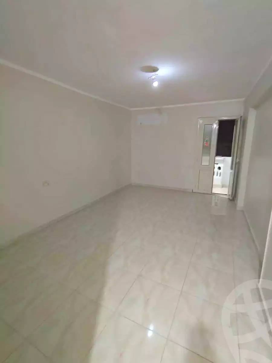 https://aqarmap.com.eg/ar/listing/7282411-for-rent-cairo-ain-shams-mnshy-lthryr