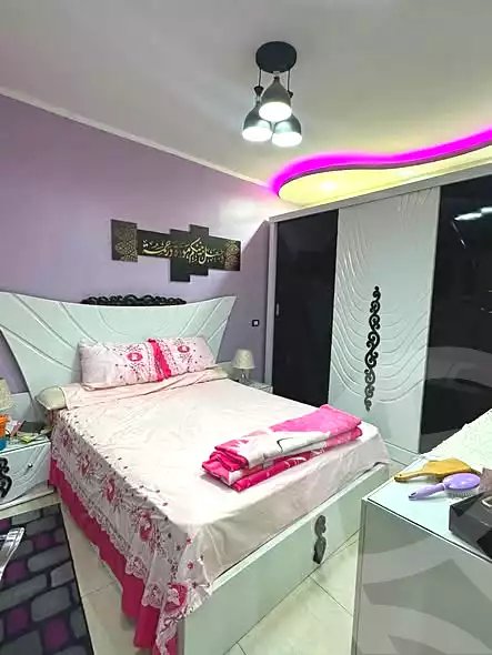 https://aqarmap.com.eg/ar/listing/7282478-for-sale-cairo-el-haram-shareaa-khatem-el-morsalen