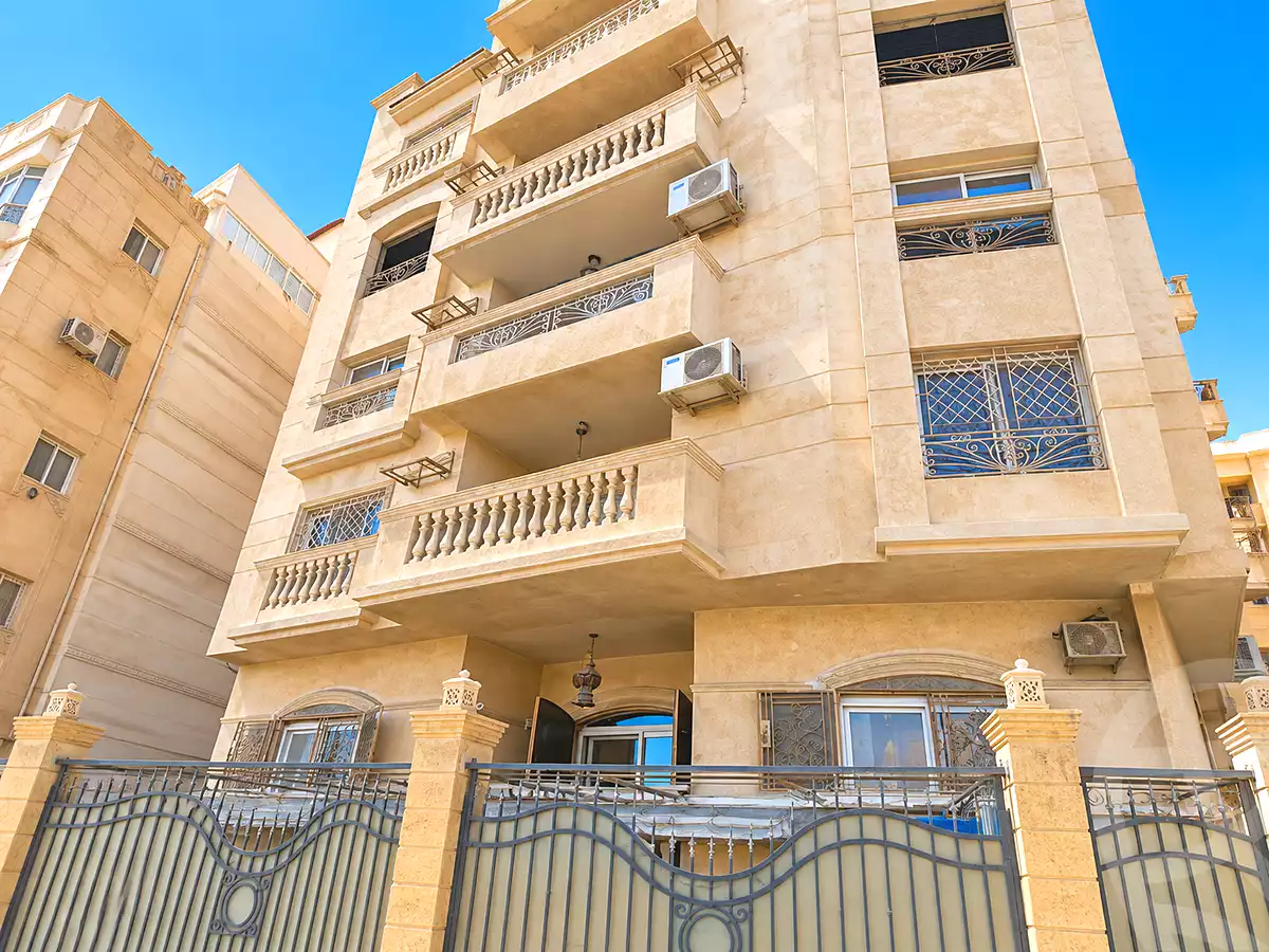 https://aqarmap.com.eg/ar/listing/7282598-for-sale-cairo-new-cairo-el-narges-el-narges-omarat-mohamed-sabry-abu-alam-st
