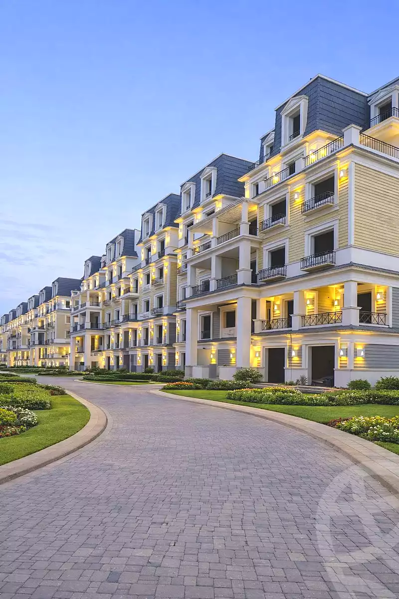 https://aqarmap.com.eg/ar/listing/7282648-for-sale-cairo-new-cairo-compounds-mountain-view1-1-compound