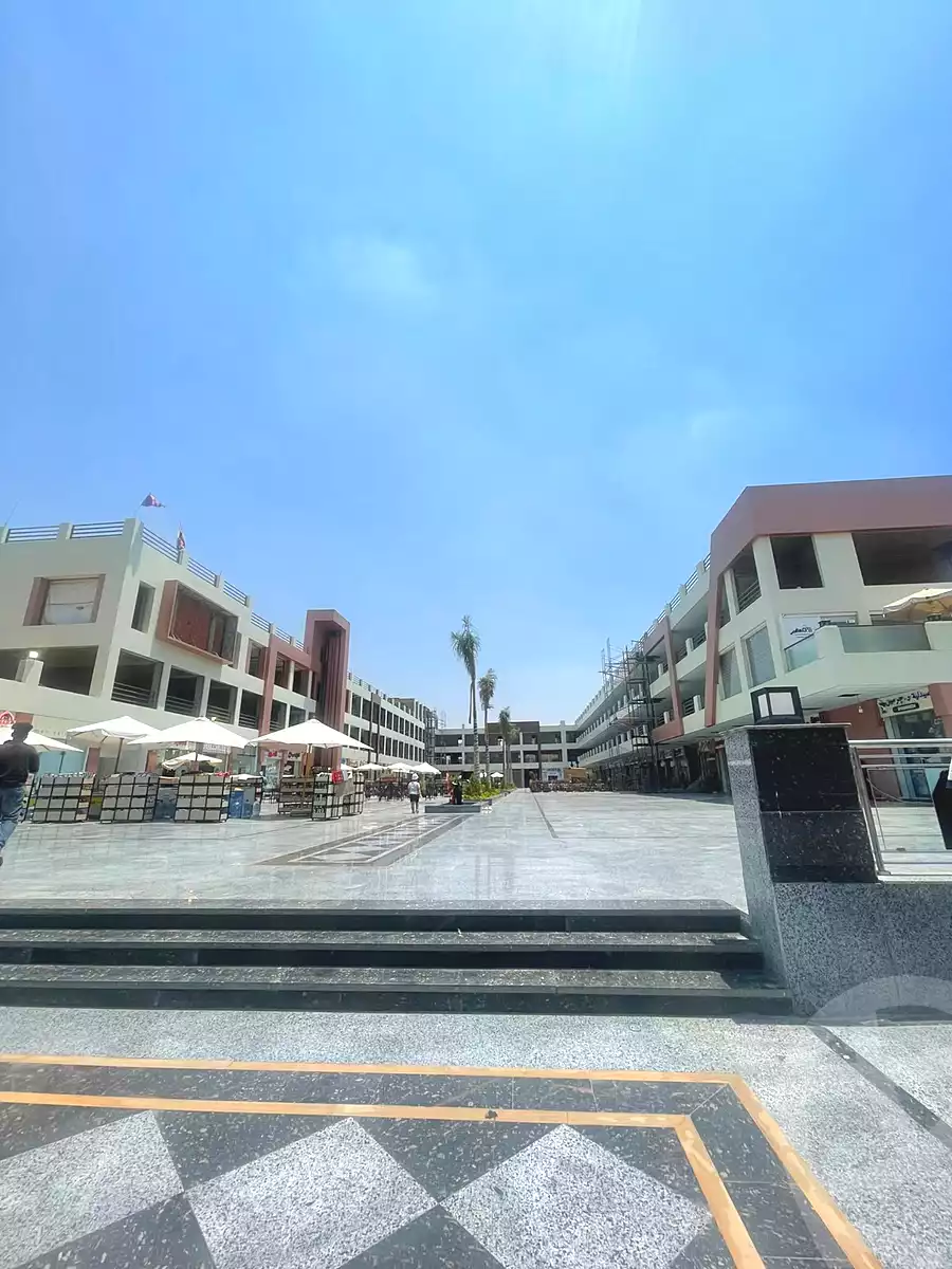 https://aqarmap.com.eg/en/listing/7282999-for-sale-cairo-el-sheikh-zayed-city-compounds-el-khamayel
