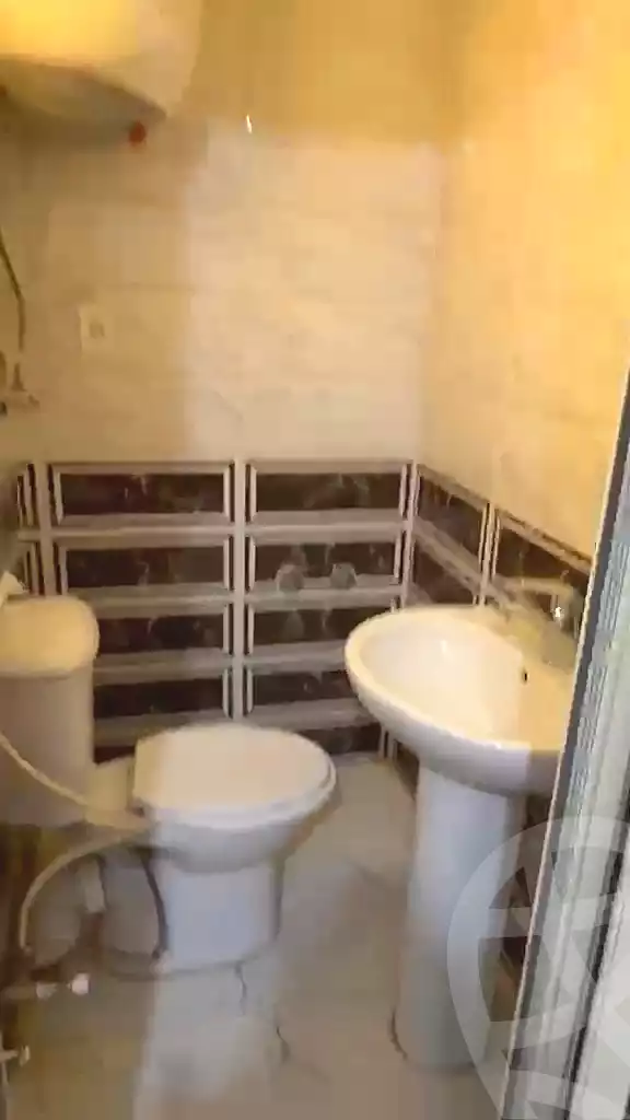 https://aqarmap.com.eg/ar/listing/7283103-for-rent-cairo-6th-of-october-el-ahyaa-neighborhood-2nd-dr-mohammed-badawi-st