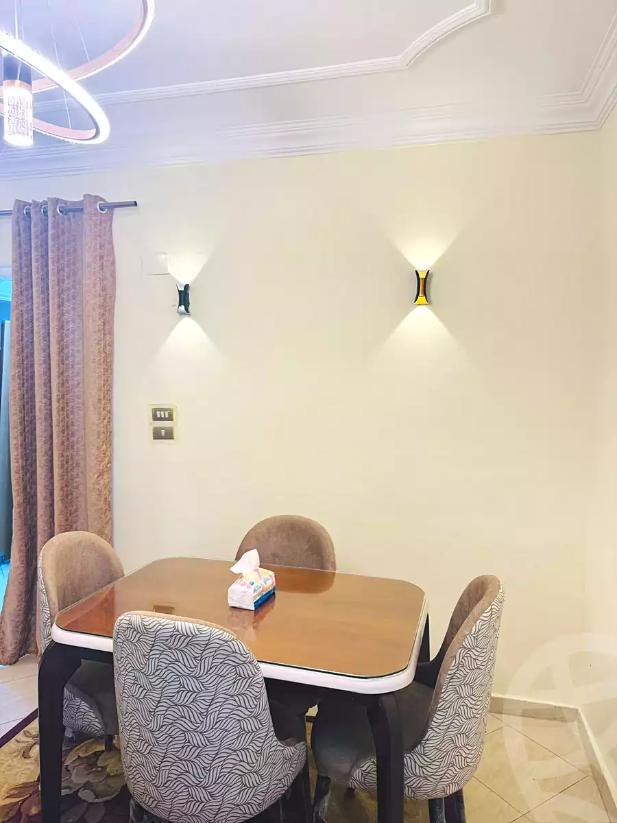 https://aqarmap.com.eg/ar/listing/7283112-for-rent-cairo-6th-of-october-hadaeq-october-el-fardoos-city-al-fardoos-st