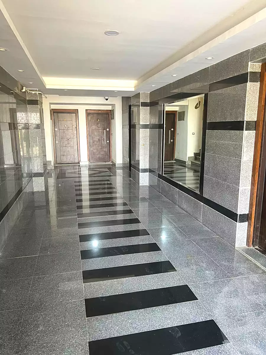 https://aqarmap.com.eg/en/listing/7283165-for-sale-cairo-new-cairo-compounds-garden-heights-compound