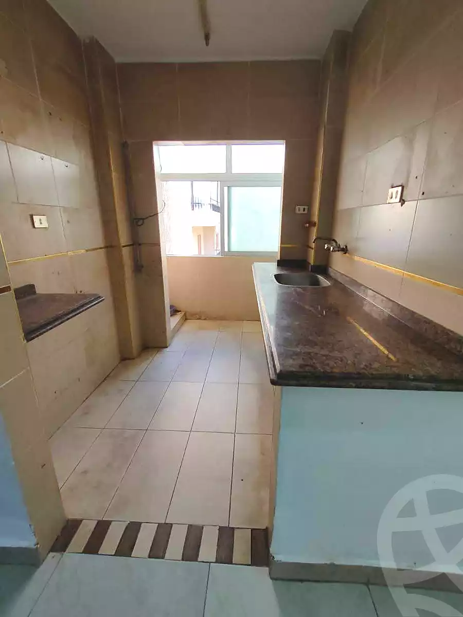 https://aqarmap.com.eg/ar/listing/7283453-for-sale-alexandria-el-asafra-l-sfr-bhry