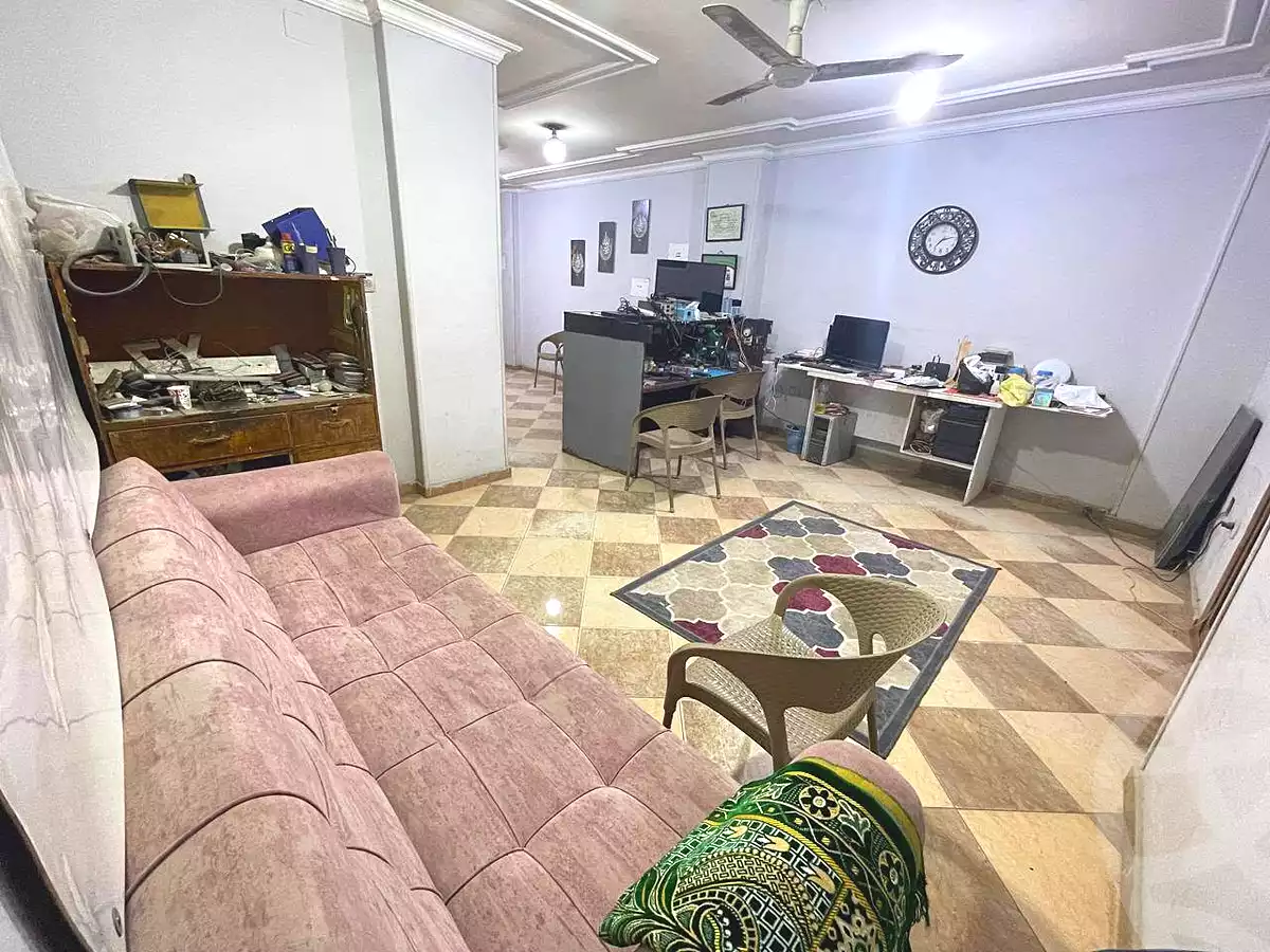 https://aqarmap.com.eg/ar/listing/7283762-for-sale-cairo-helwan-mahmoud-khater-st