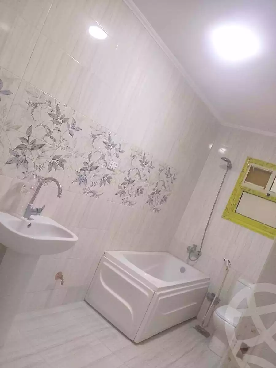 https://aqarmap.com.eg/en/listing/7283826-for-sale-cairo-helwan-helwan-el-sharkeya-borhan-st