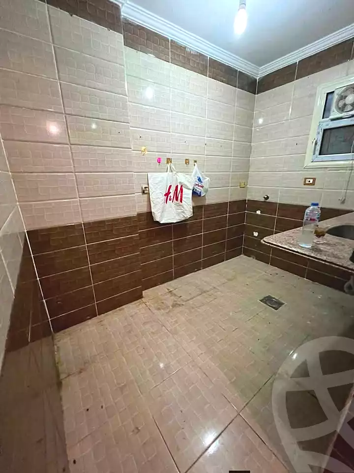 https://aqarmap.com.eg/ar/listing/7283892-for-sale-alexandria-sydy-bshr-shr-mlk-hfny
