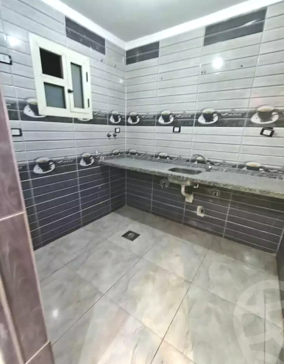 https://aqarmap.com.eg/en/listing/7284020-for-sale-alexandria-bw-qyr-toson-st