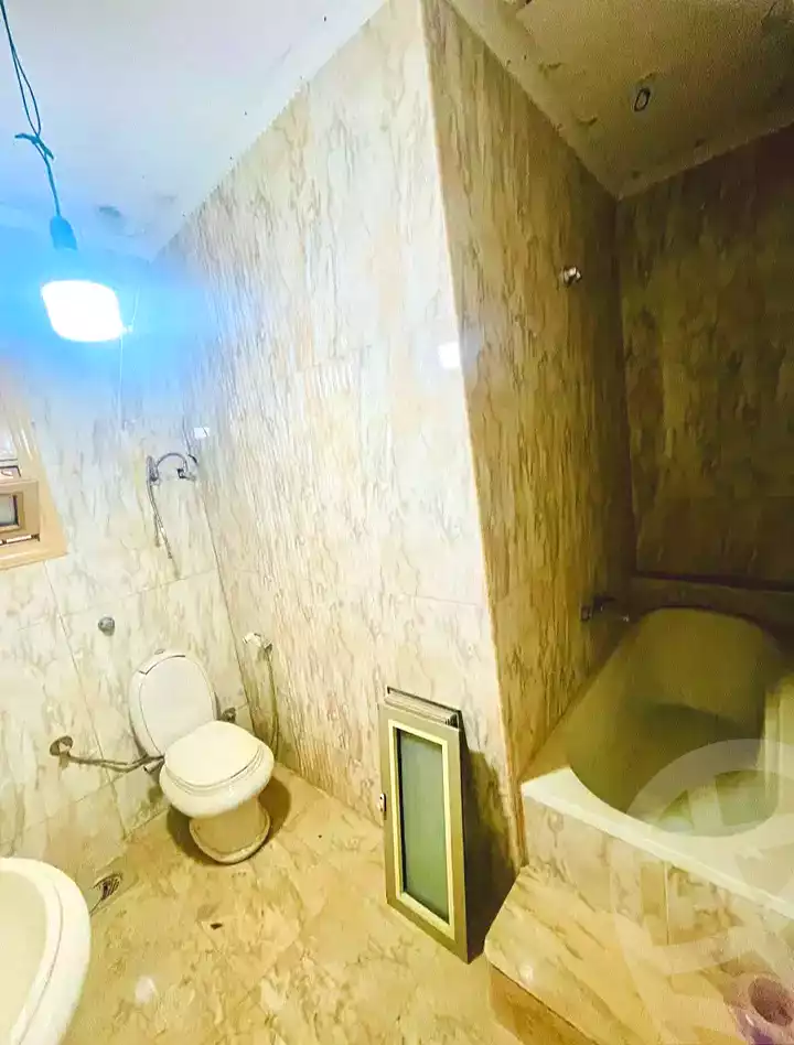 https://aqarmap.com.eg/en/listing/7284292-for-sale-alexandria-al-agamy-lbytsh-el-saleheen-mosque-st
