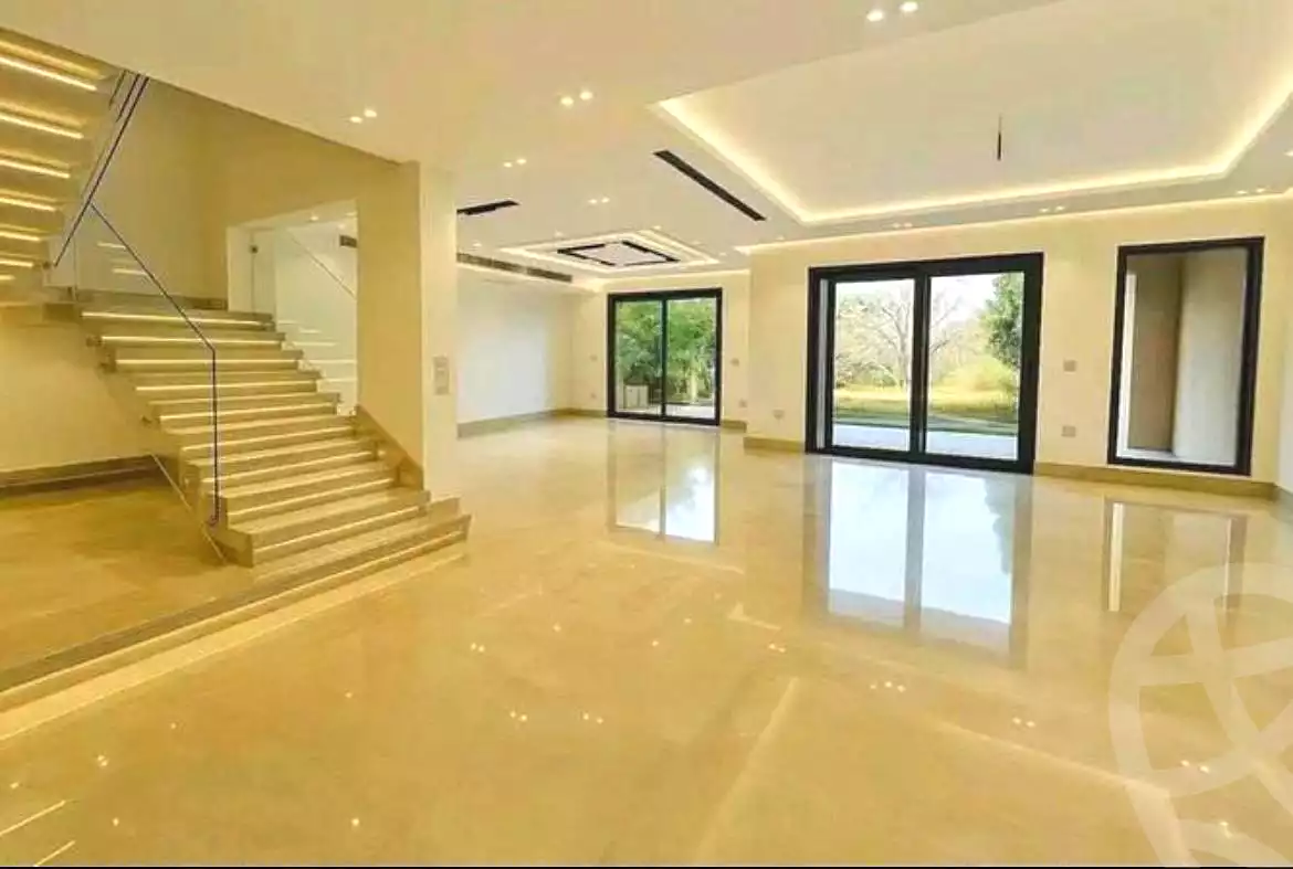 https://aqarmap.com.eg/ar/listing/7284508-for-sale-cairo-new-cairo-compounds-tag-city-shalya-taj-city