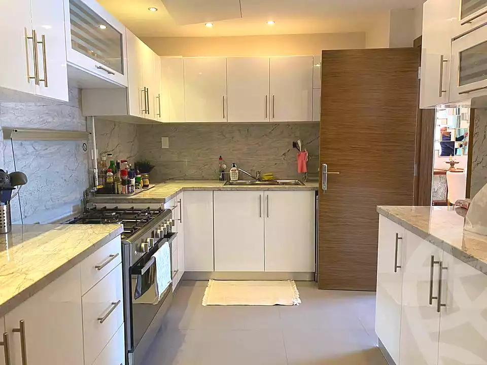 https://aqarmap.com.eg/en/listing/7284767-for-sale-cairo-new-cairo-compounds-mountain-view-1
