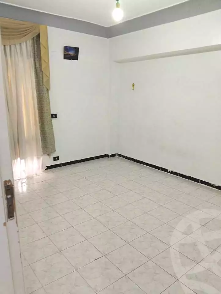 https://aqarmap.com.eg/ar/listing/7284879-for-sale-alexandria-al-agamy-el-hanouvel