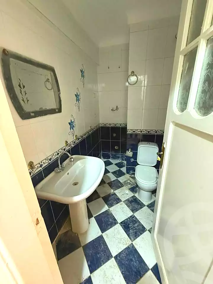 https://aqarmap.com.eg/en/listing/7284887-for-rent-alexandria-al-agamy-shataa-el-nakheel