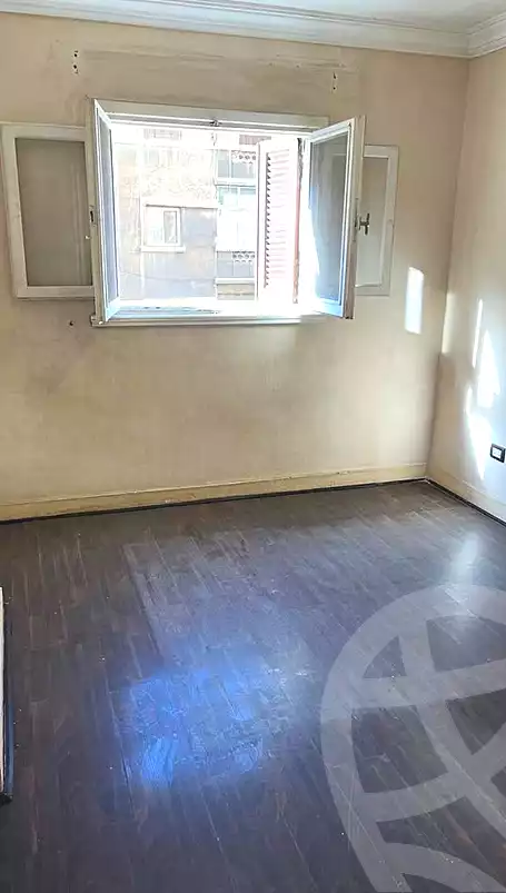 https://aqarmap.com.eg/ar/listing/7285547-for-rent-alexandria-ganaklis