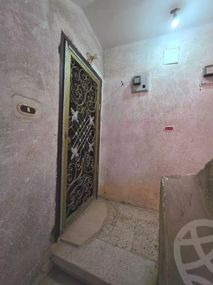 https://aqarmap.com.eg/en/listing/7285654-for-rent-alexandria-el-montazah-al-gameya-st