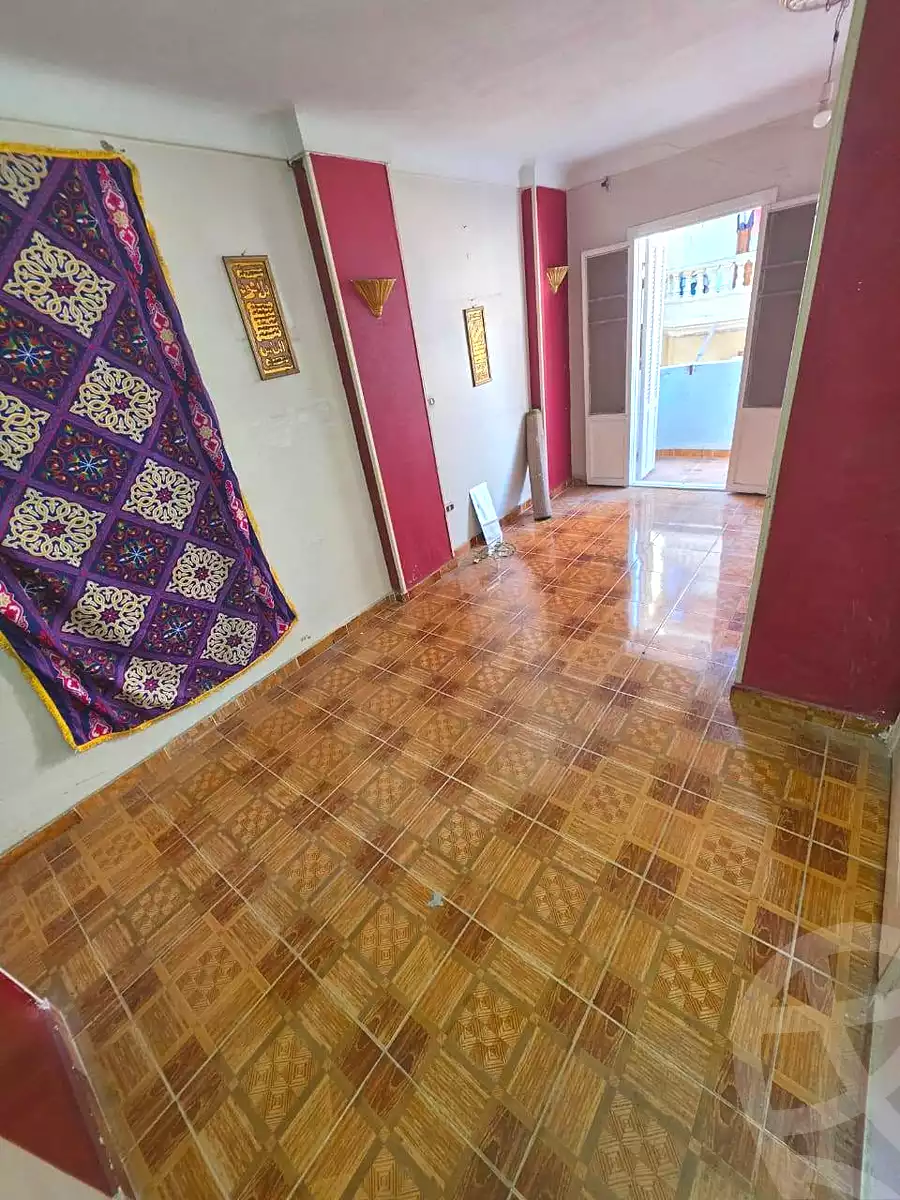 https://aqarmap.com.eg/en/listing/7285654-for-rent-alexandria-el-montazah-al-gameya-st