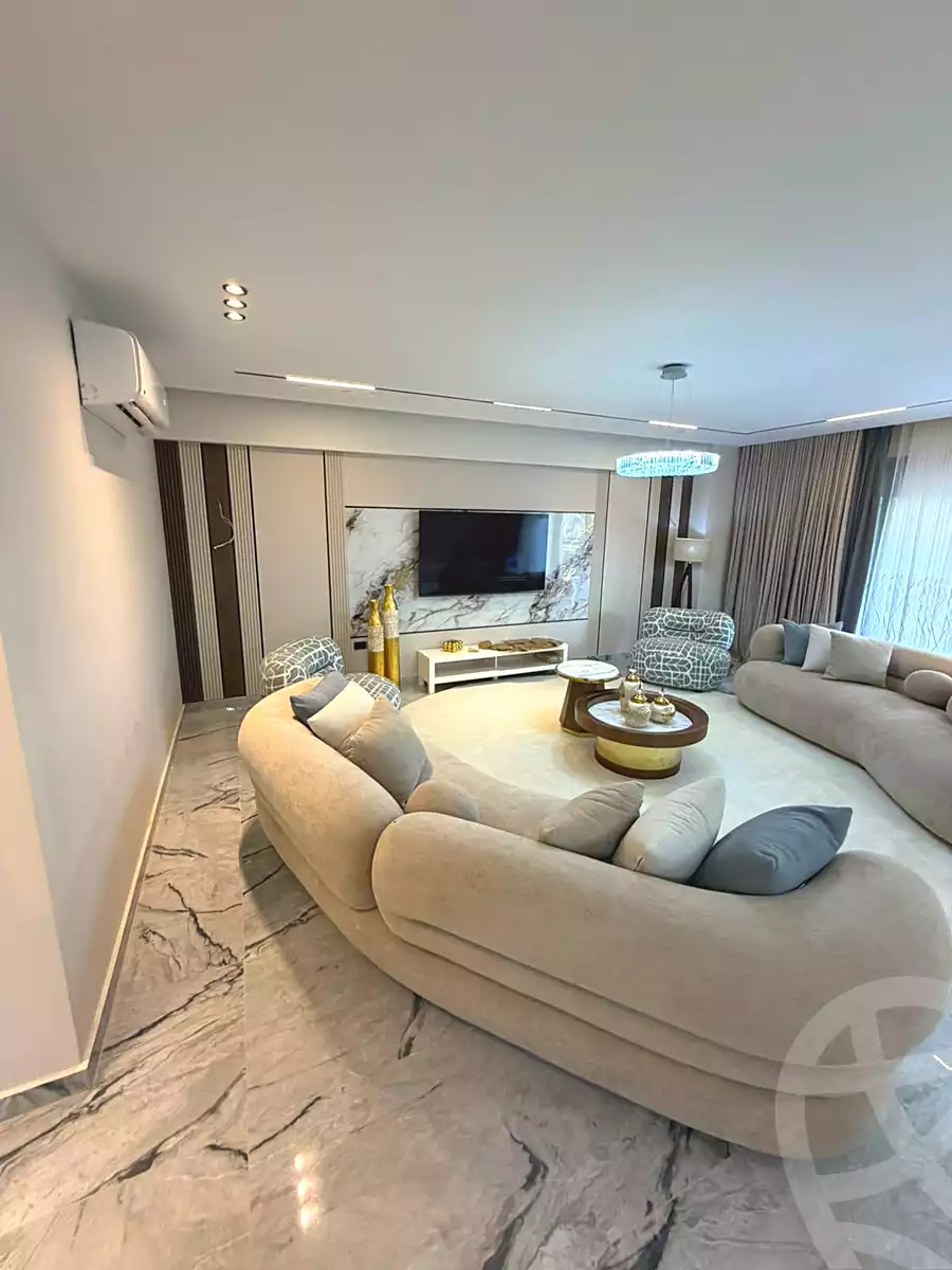 https://aqarmap.com.eg/en/listing/7285594-for-sale-cairo-new-cairo-compounds-ivoire-east-compound-pre