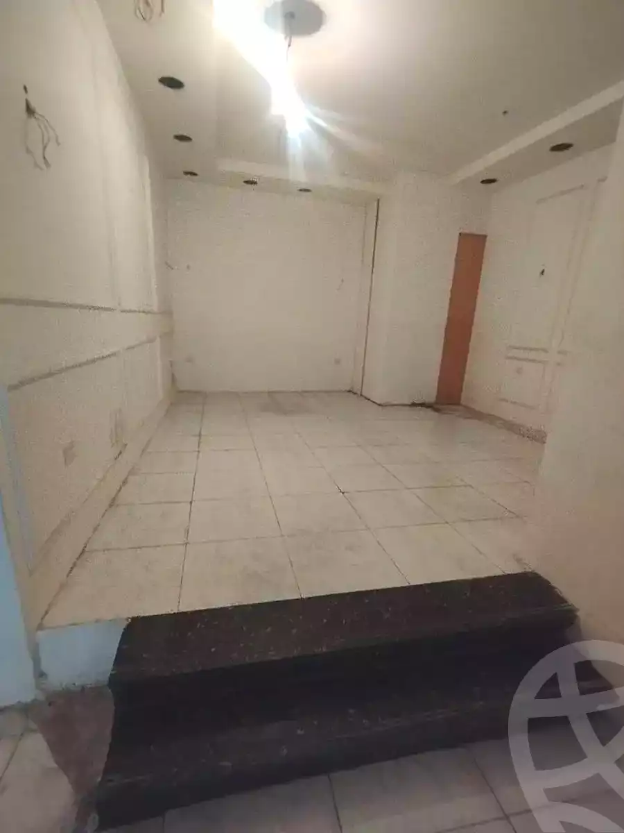 https://aqarmap.com.eg/en/listing/7286105-for-sale-alexandria-ganaklis-shr-bw-qyr-tryq-lhry