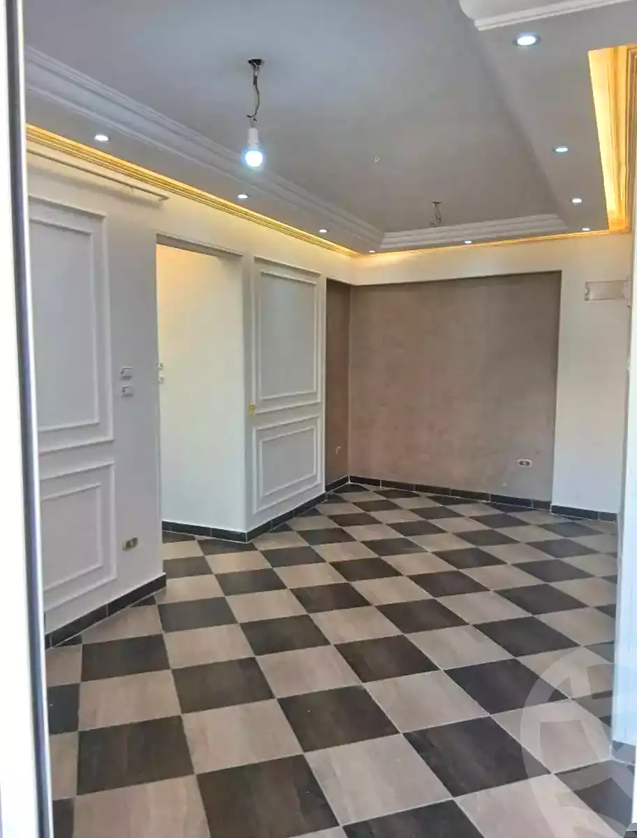 https://aqarmap.com.eg/ar/listing/7286470-for-sale-alexandria-el-asafra-shr-45