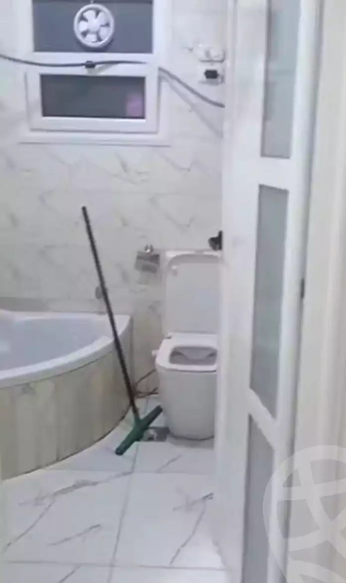 https://aqarmap.com.eg/en/listing/7286524-for-sale-cairo-ain-shams-el-naam-feleb-hanna-st
