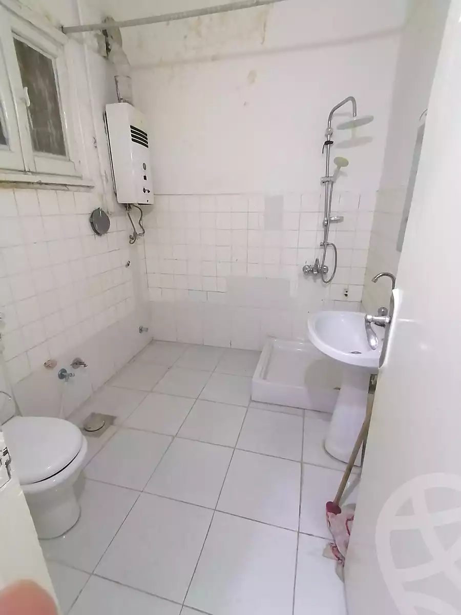 https://aqarmap.com.eg/ar/listing/7286654-for-rent-cairo-downtown-el-qasr-el-ayni