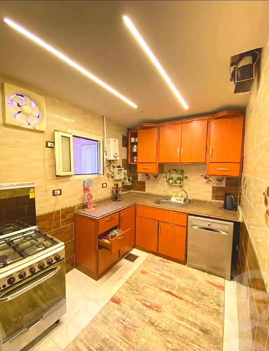 https://aqarmap.com.eg/ar/listing/7286673-for-sale-alexandria-al-agamy-lbytsh-qased-kareem-st
