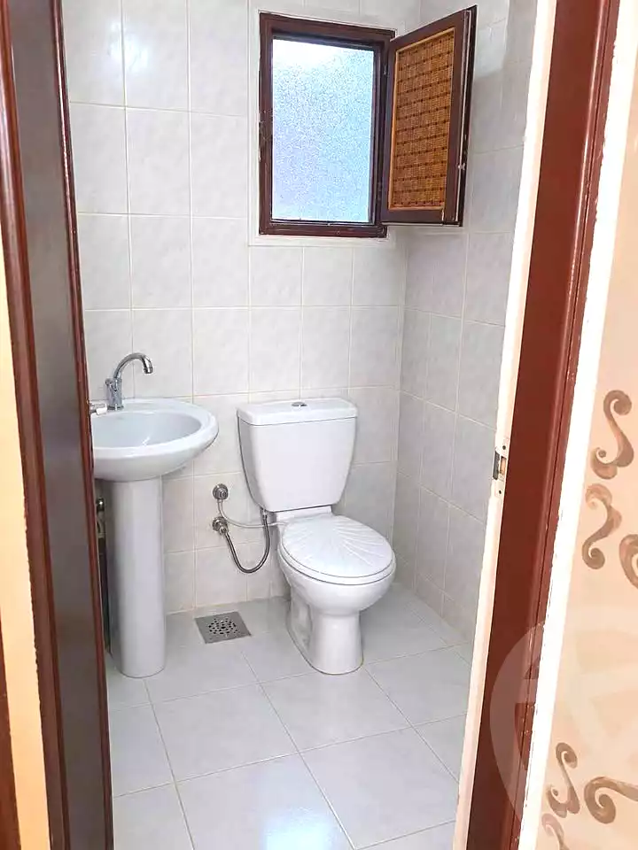 https://aqarmap.com.eg/ar/listing/7286780-for-sale-alexandria-al-agamy-lbytsh-bianchiii-street-11