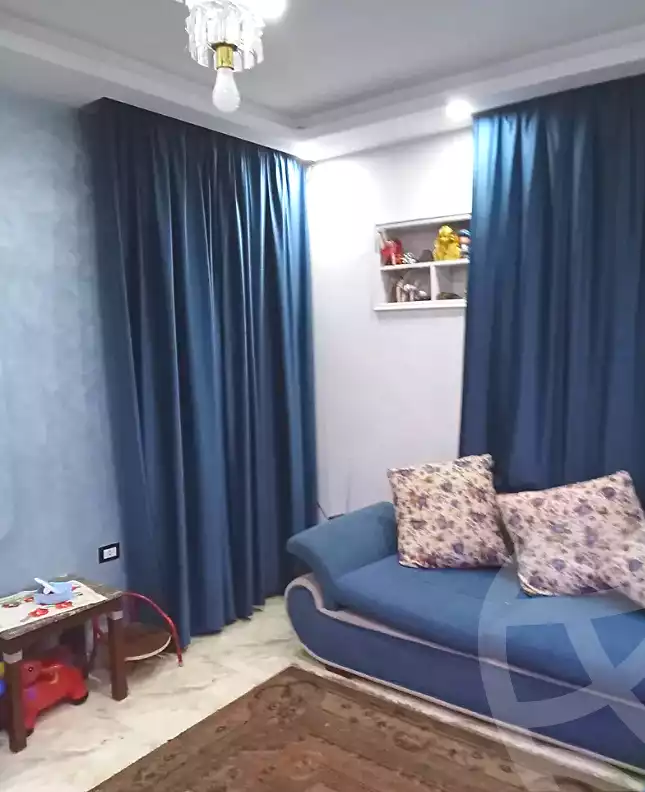 https://aqarmap.com.eg/ar/listing/7286876-for-rent-cairo-helwan-mnshy-yn-hlwn-rael-st