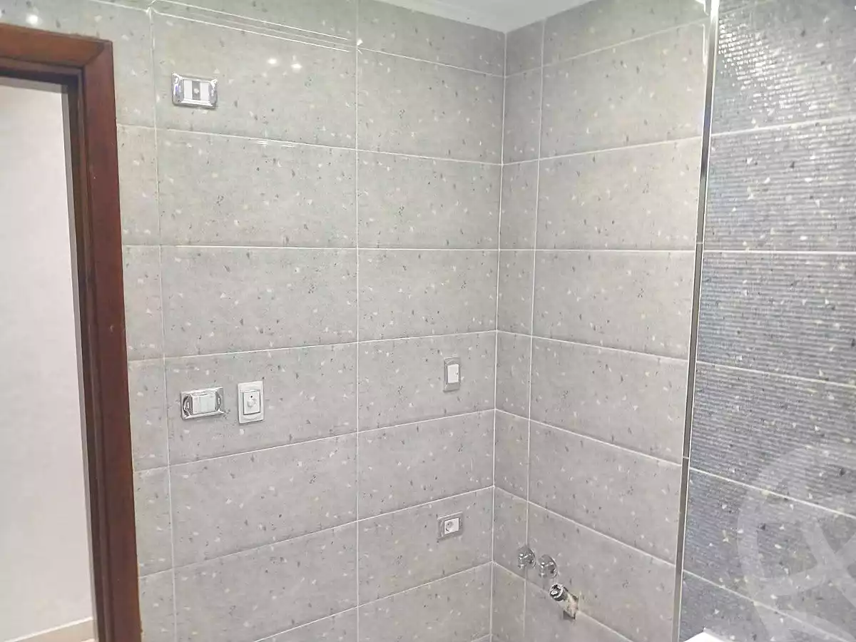 https://aqarmap.com.eg/ar/listing/7286995-for-sale-cairo-helwan-mostafa-fahmy-st