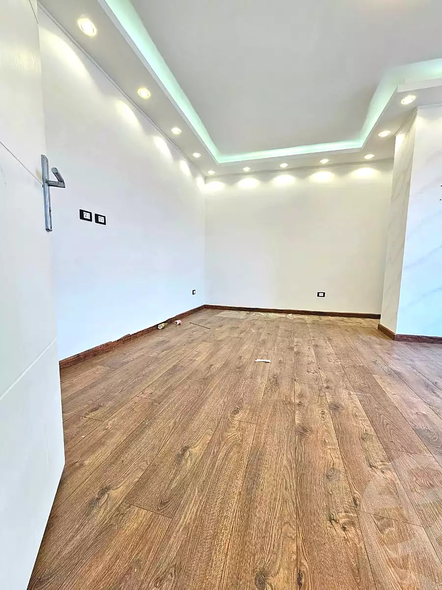 https://aqarmap.com.eg/en/listing/7287215-for-rent-cairo-el-maadi-compounds-rayhanah-plaza