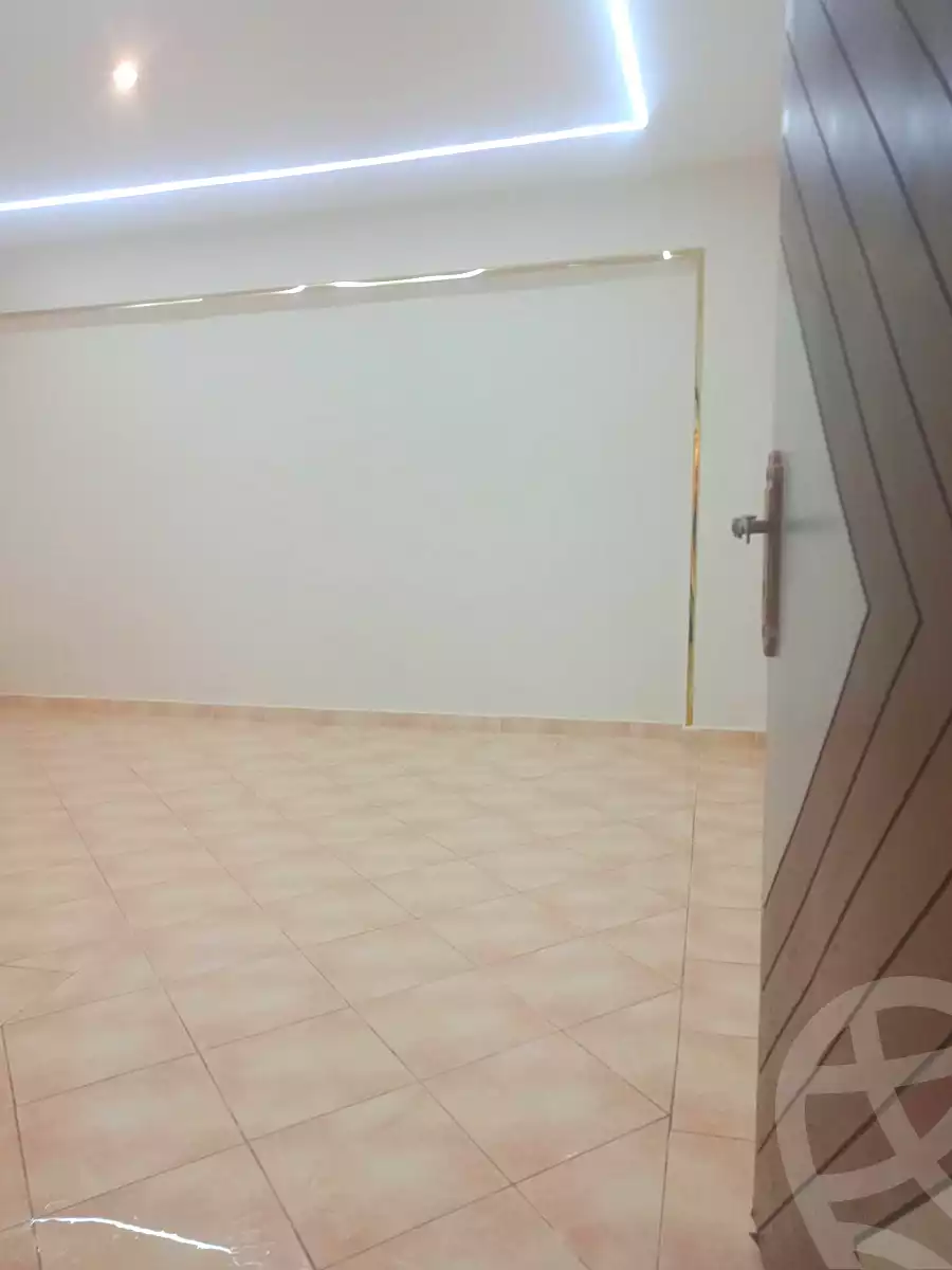 https://aqarmap.com.eg/ar/listing/7287343-for-sale-alexandria-al-agamy-el-hanouvel-radwan-st