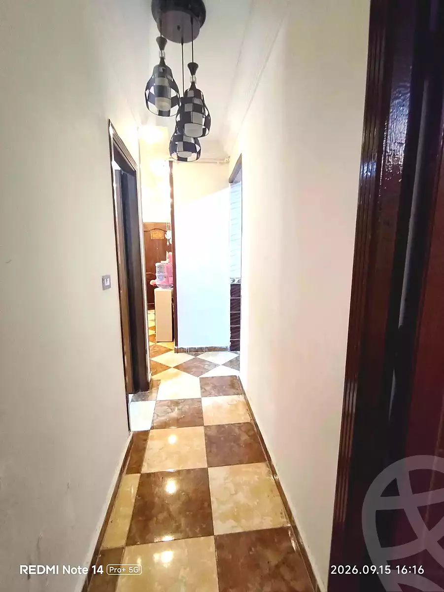 https://aqarmap.com.eg/ar/listing/7287430-for-sale-alexandria-el-asafra-l-sfr-bhry
