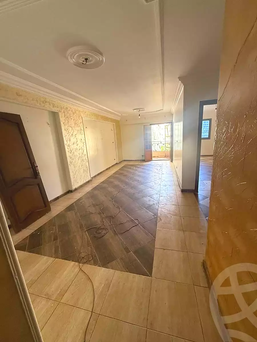 https://aqarmap.com.eg/ar/listing/7287789-for-sale-alexandria-sydy-bshr-sydy-bshr-bhry-ibrahim-el-sayed-st