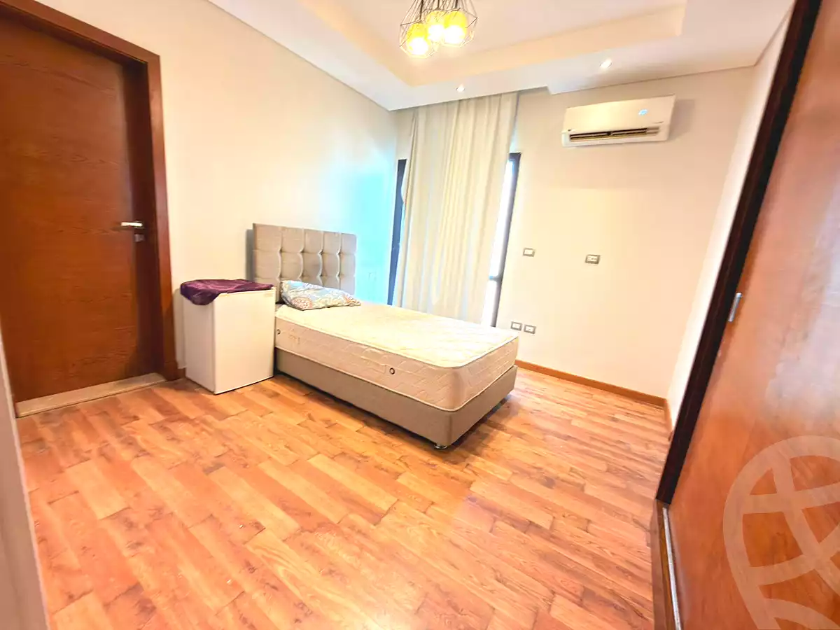 https://aqarmap.com.eg/en/listing/7287821-for-rent-cairo-el-sheikh-zayed-city-compounds-the-courtyard-mall-dorra