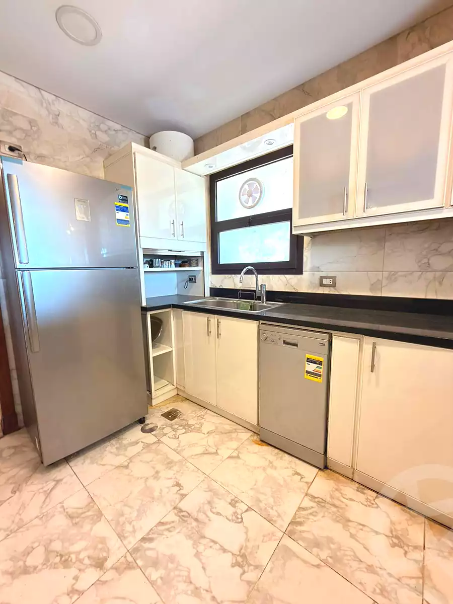 https://aqarmap.com.eg/en/listing/7287821-for-rent-cairo-el-sheikh-zayed-city-compounds-the-courtyard-mall-dorra