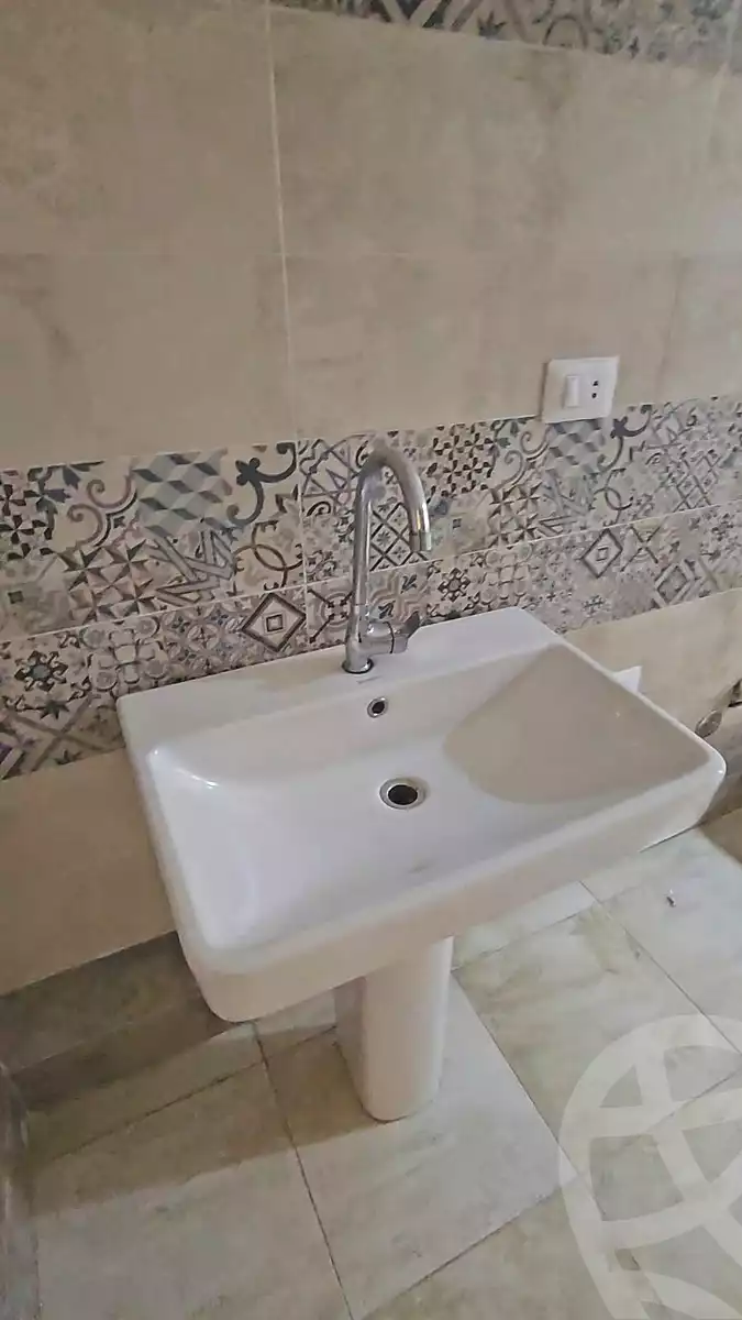 https://aqarmap.com.eg/ar/listing/7287832-for-rent-cairo-6th-of-october-el-ahyaa-neighborhood-4th-neighbourhood-1