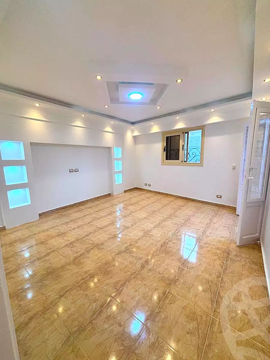 https://aqarmap.com.eg/ar/listing/7287833-for-sale-alexandria-sydy-bshr-sydy-bshr-bhry-shr-mhmwd-l-yswy