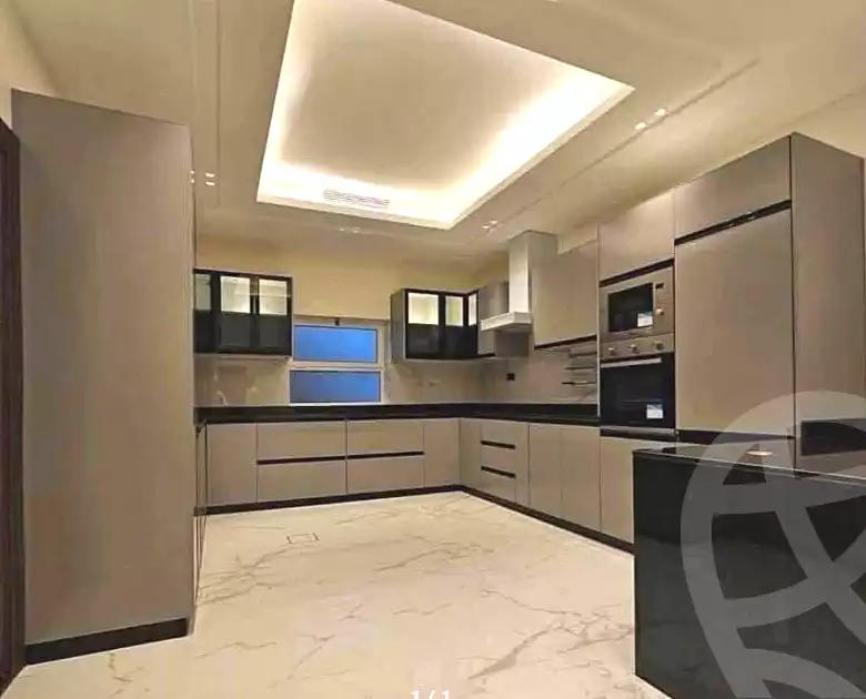https://aqarmap.com.eg/ar/listing/7287850-for-sale-cairo-new-cairo-compounds-tag-city-shalya-taj-city