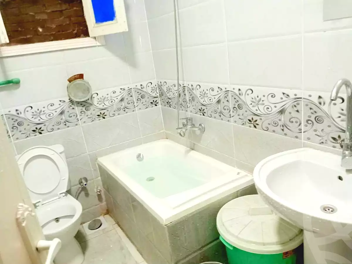https://aqarmap.com.eg/ar/listing/7287895-for-rent-cairo-faisal-kafr-tohormos-zaki-el-seesy-st