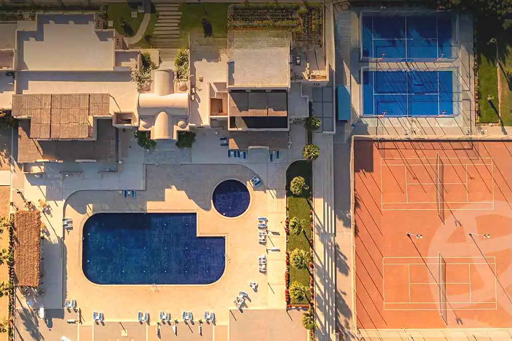 https://aqarmap.com.eg/en/listing/7287918-for-sale-red-sea-hurghada-resorts-mkdy-hyts