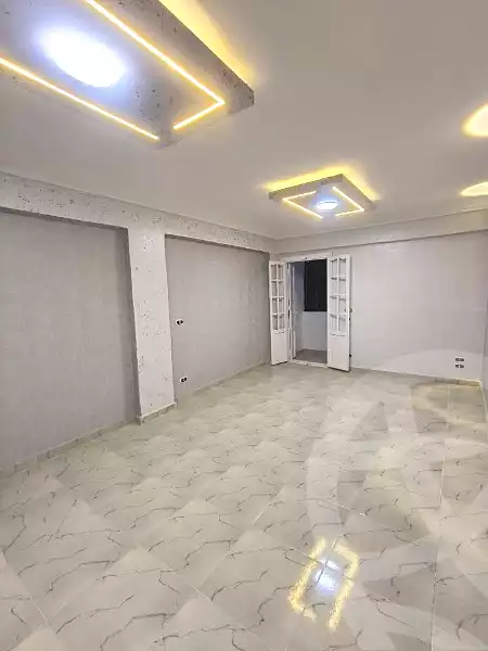 https://aqarmap.com.eg/ar/listing/7287959-for-sale-alexandria-lsywf-el-falki