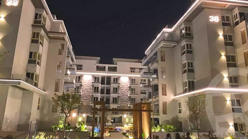 https://aqarmap.com.eg/ar/listing/7288057-for-sale-cairo-new-cairo-compounds-mwntn-fyw-y-syty-club-park-mountain-view-icity