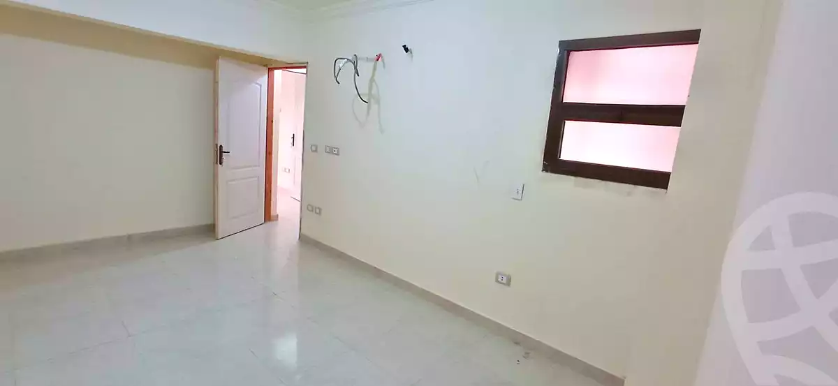 https://aqarmap.com.eg/ar/listing/7288185-for-sale-cairo-helwan-mnshy-yn-hlwn-mansour-st