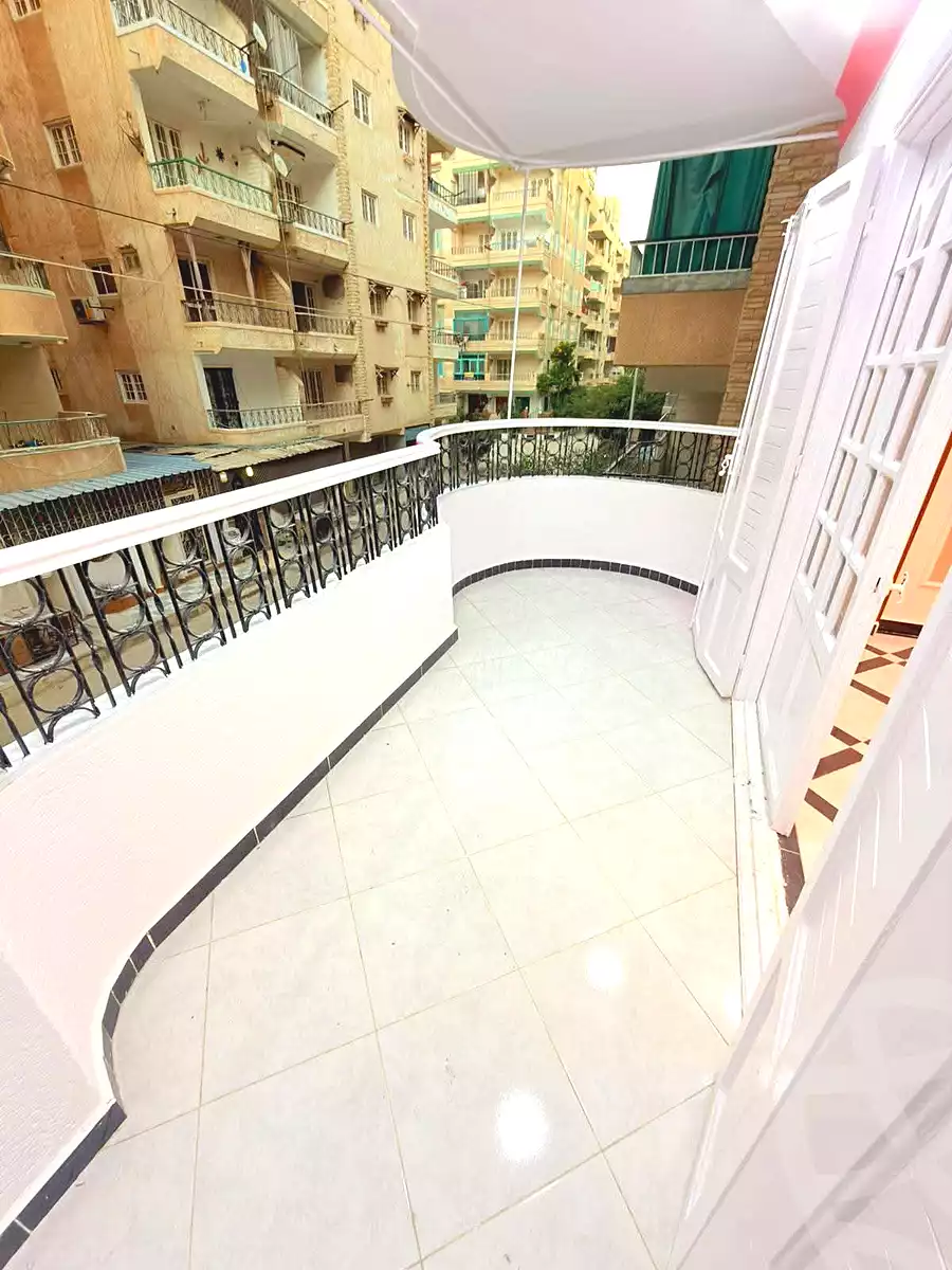 https://aqarmap.com.eg/en/listing/7288216-for-sale-alexandria-al-agamy-shataa-el-nakheel