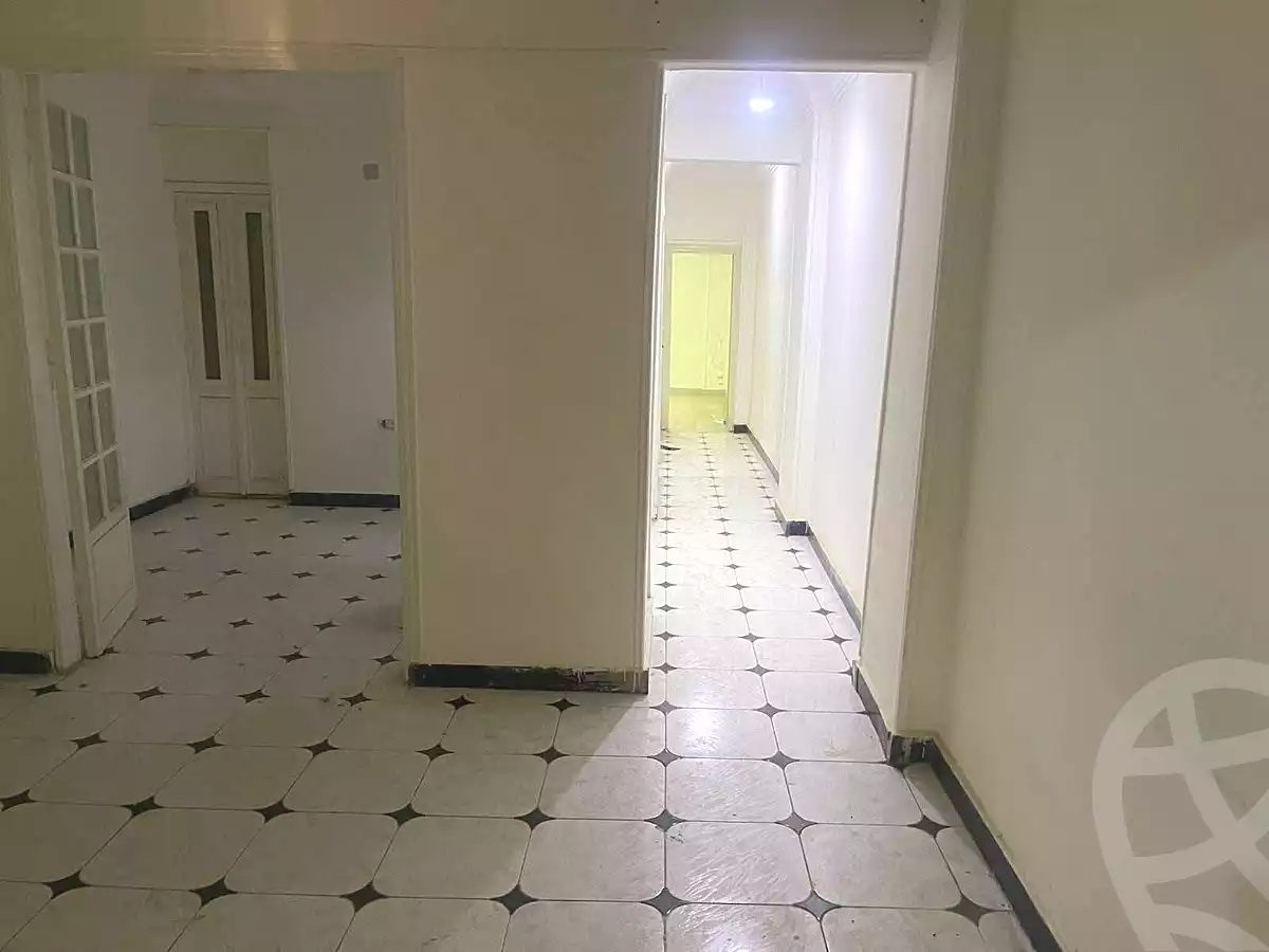 https://aqarmap.com.eg/ar/listing/7288315-for-rent-cairo-helwan-mnshy-hlwn-ljdyd-abd-allah-mahmoud-st